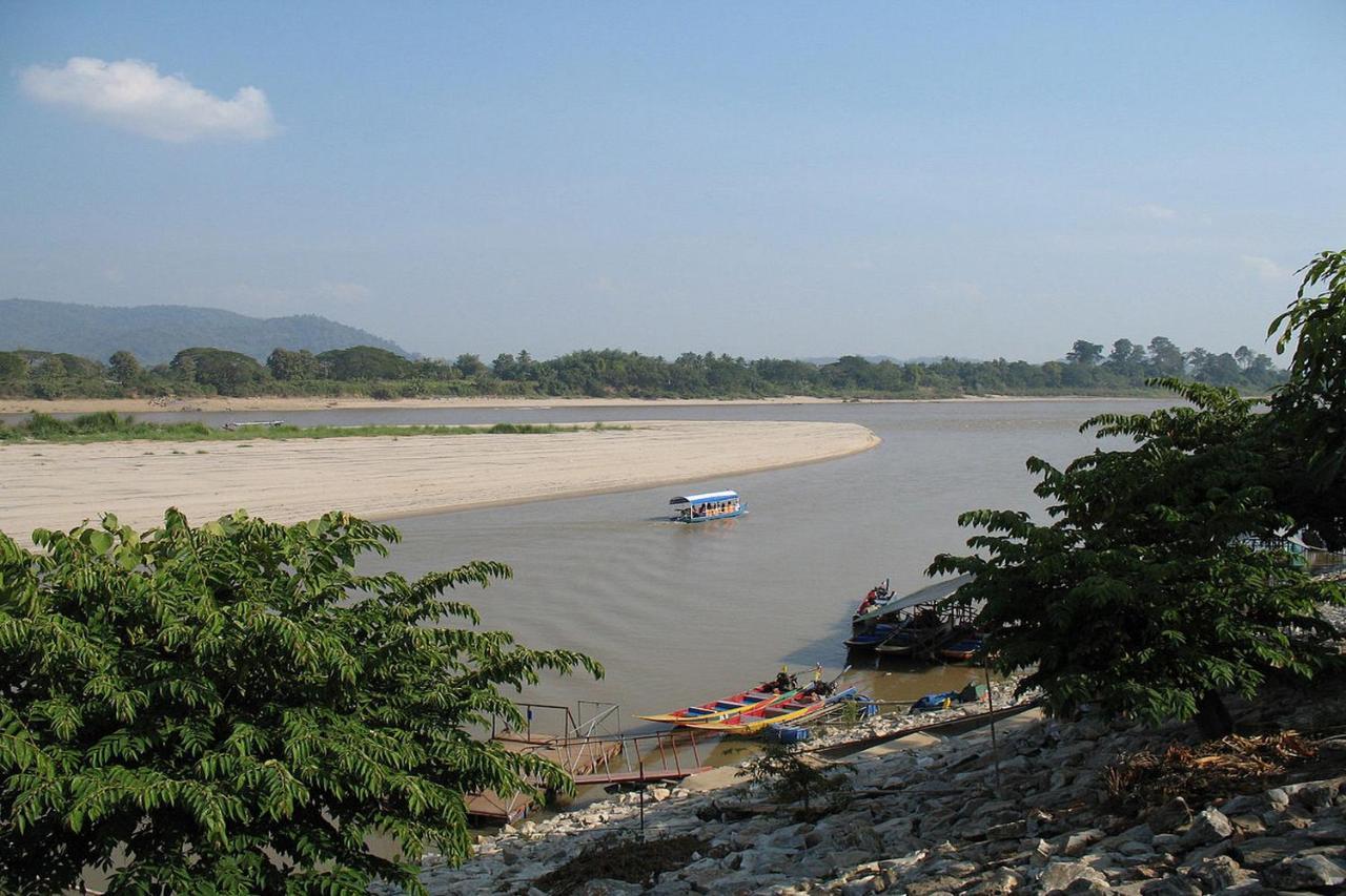 Oyo 359 Golden Nakara Place Chiang Saen Zewnętrze zdjęcie