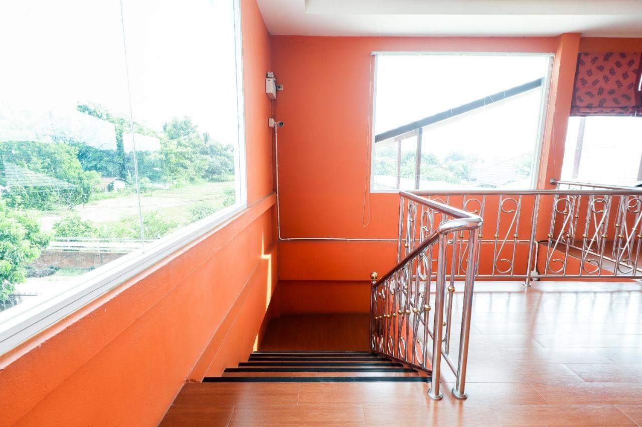 Oyo 359 Golden Nakara Place Chiang Saen Zewnętrze zdjęcie