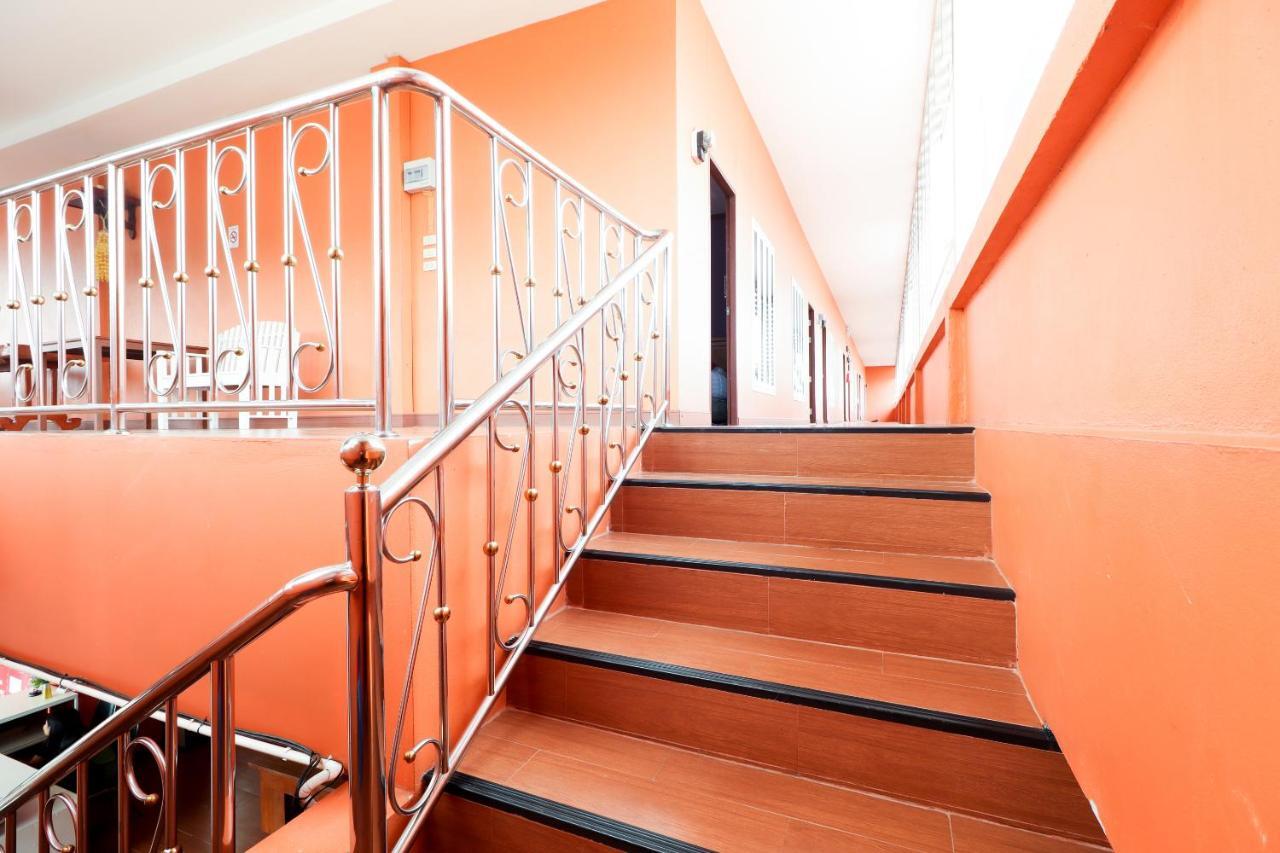 Oyo 359 Golden Nakara Place Chiang Saen Zewnętrze zdjęcie